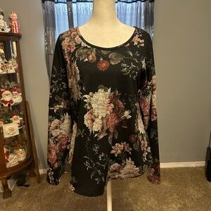 Daytrip Black Floral Long Sleeve Top